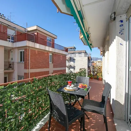 Bilo Lungomare 80mt From Sea Apartment